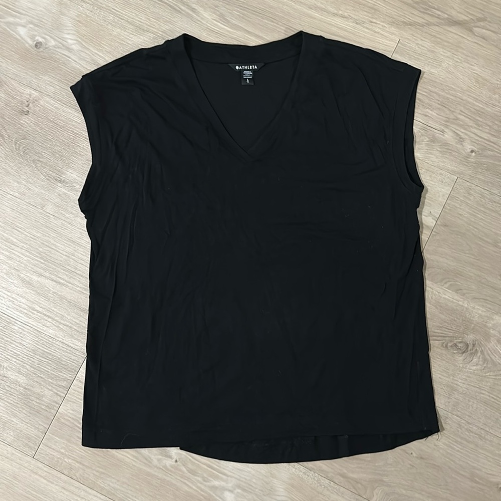 Athleta - V-Neck T-Shirt Black (Size: L)